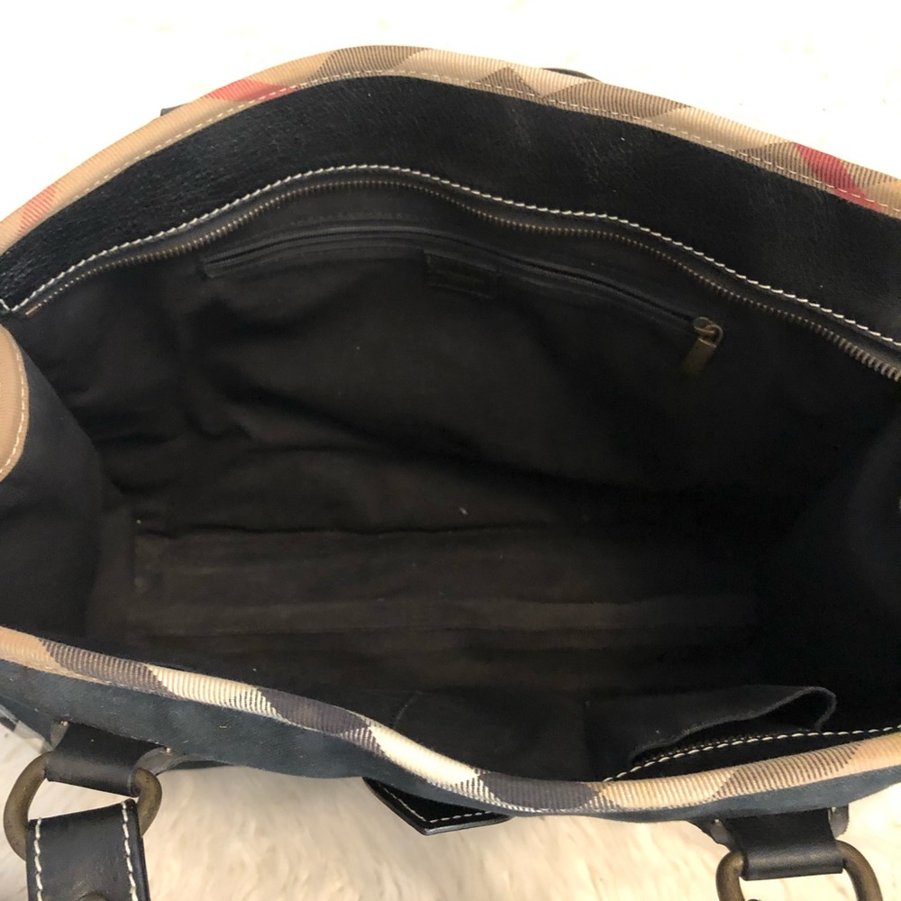 Burberry Tote - Picture 4 of 4